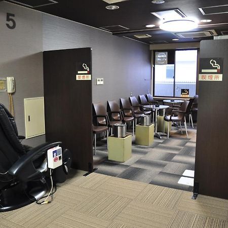 Capsule Hotel & Sauna Ikebukuro Plaza Tokio Buitenkant foto
