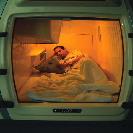 Capsule Hotel & Sauna Ikebukuro Plaza Tokio Buitenkant foto
