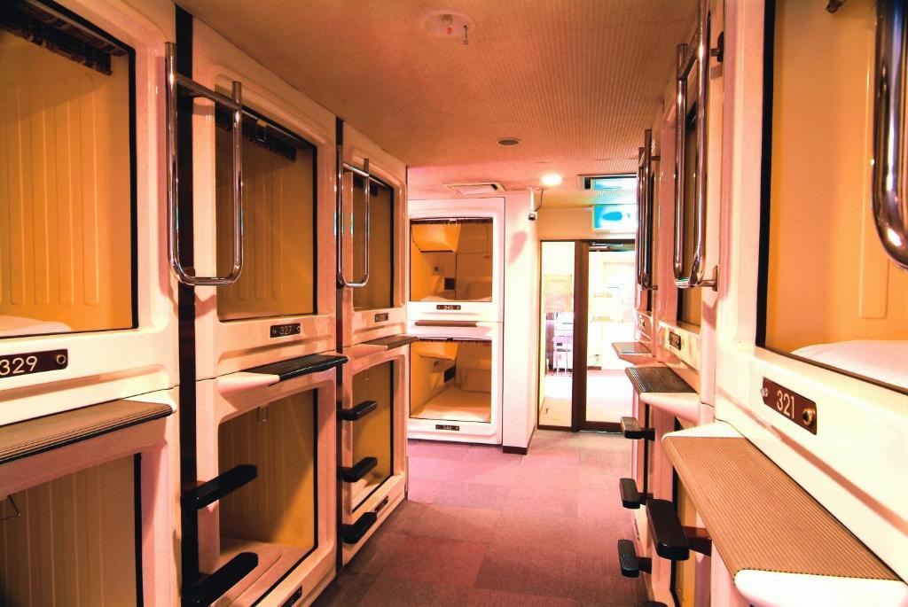 Capsule Hotel & Sauna Ikebukuro Plaza Tokio Kamer foto