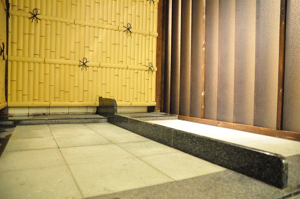 Capsule Hotel & Sauna Ikebukuro Plaza Tokio Buitenkant foto