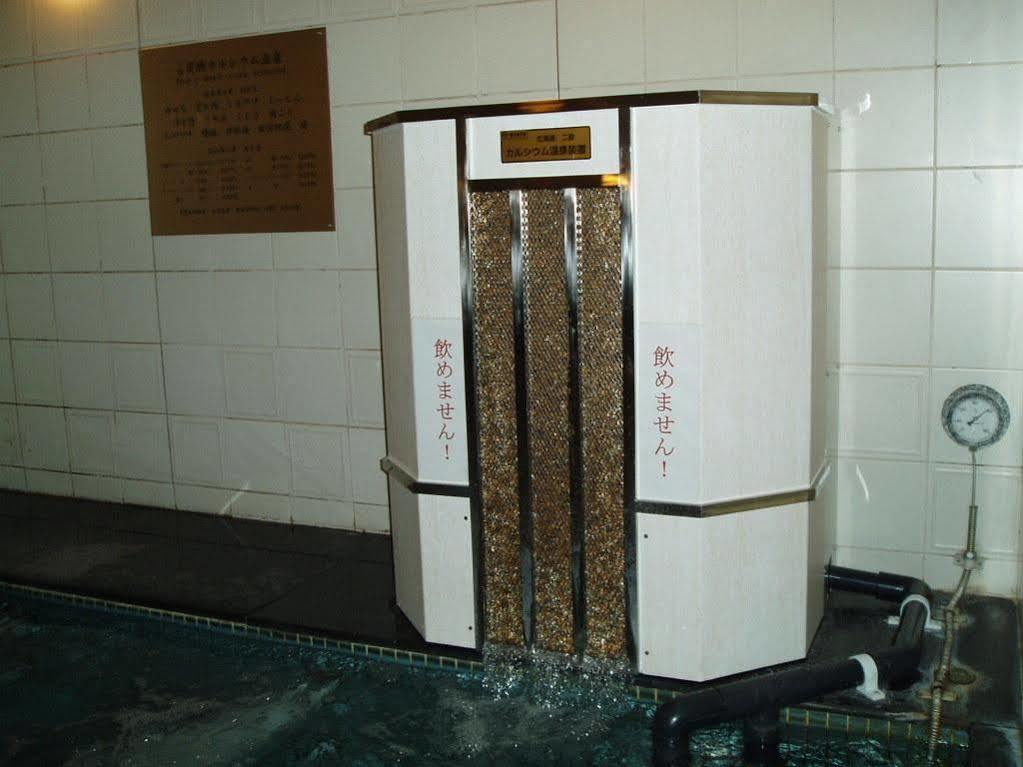 Capsule Hotel & Sauna Ikebukuro Plaza Tokio Buitenkant foto